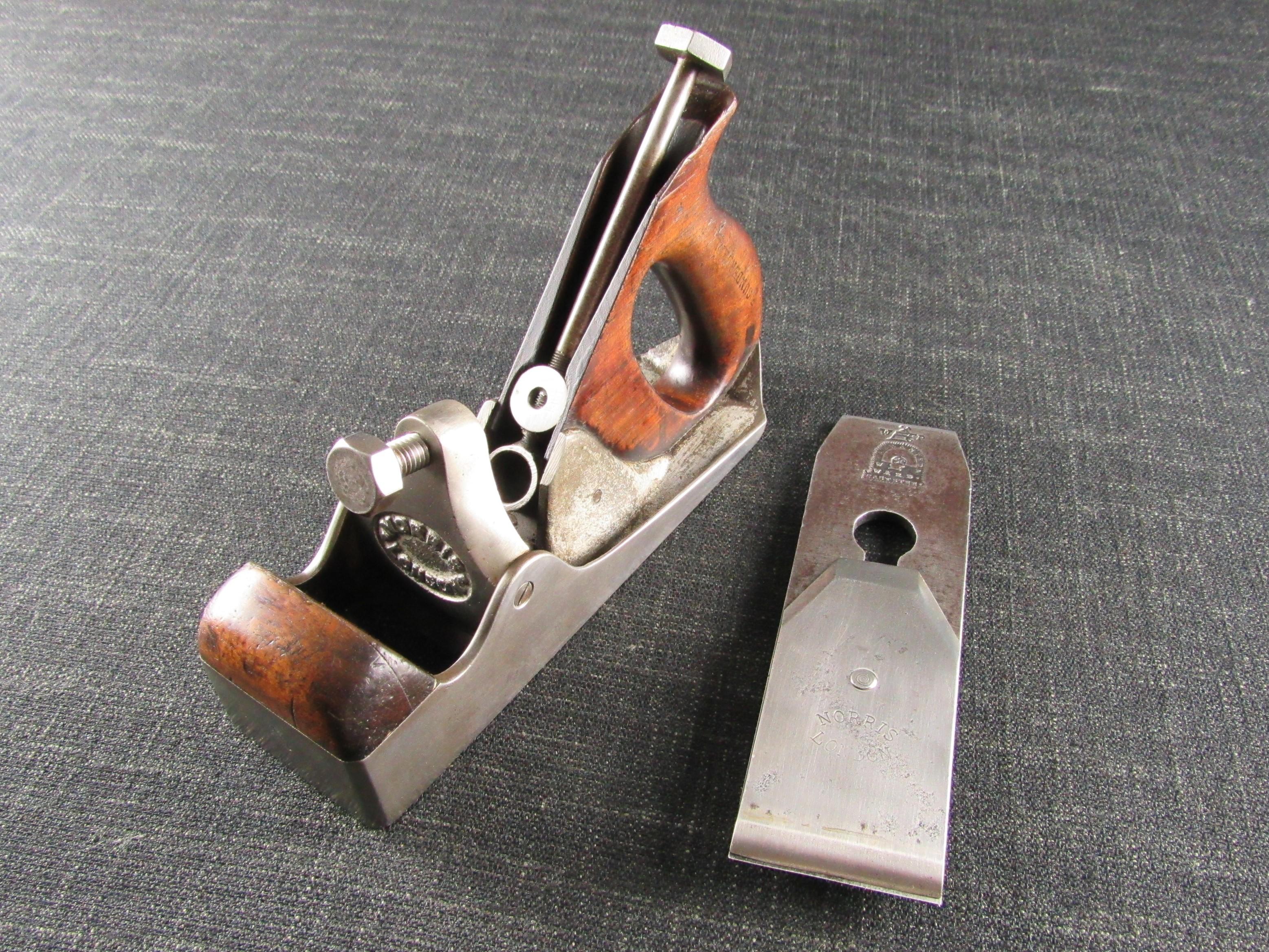 Unlisted NORRIS Smoothing Plane