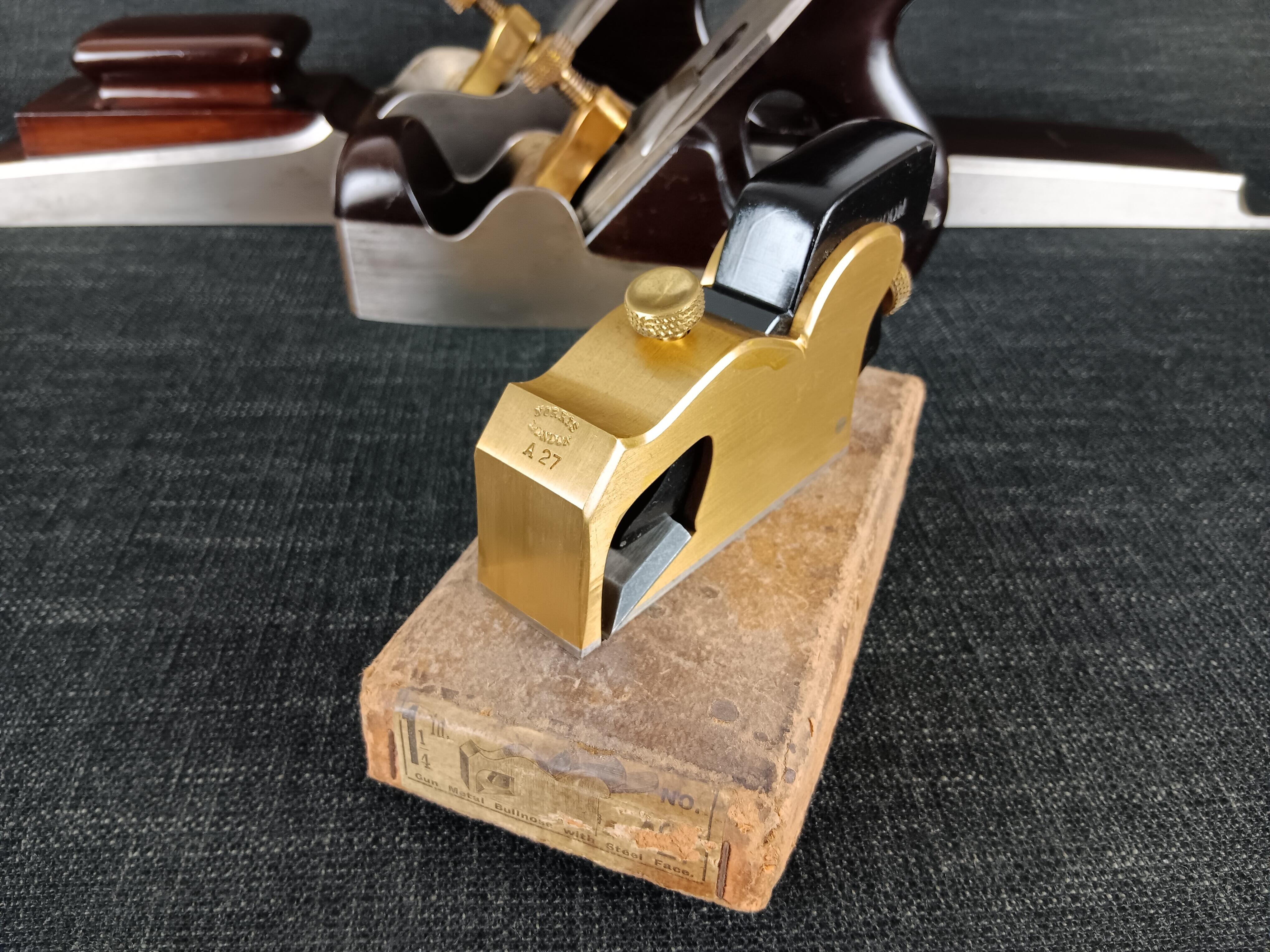 NORRIS A27 Adjustable Gunmetal Steel Soled Bullnose Plane