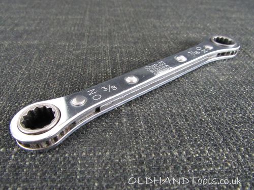 SNAP ON R1214A Spline Ratcheting Box Wrench - 3/8 & 7/16 inch - Made in Canada