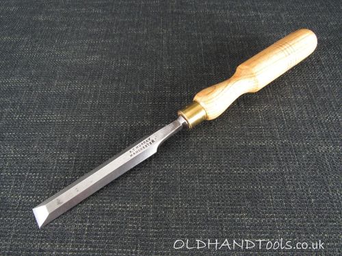 A T MURRAY Manchester 5/8 inch Bevel Edge Chisel