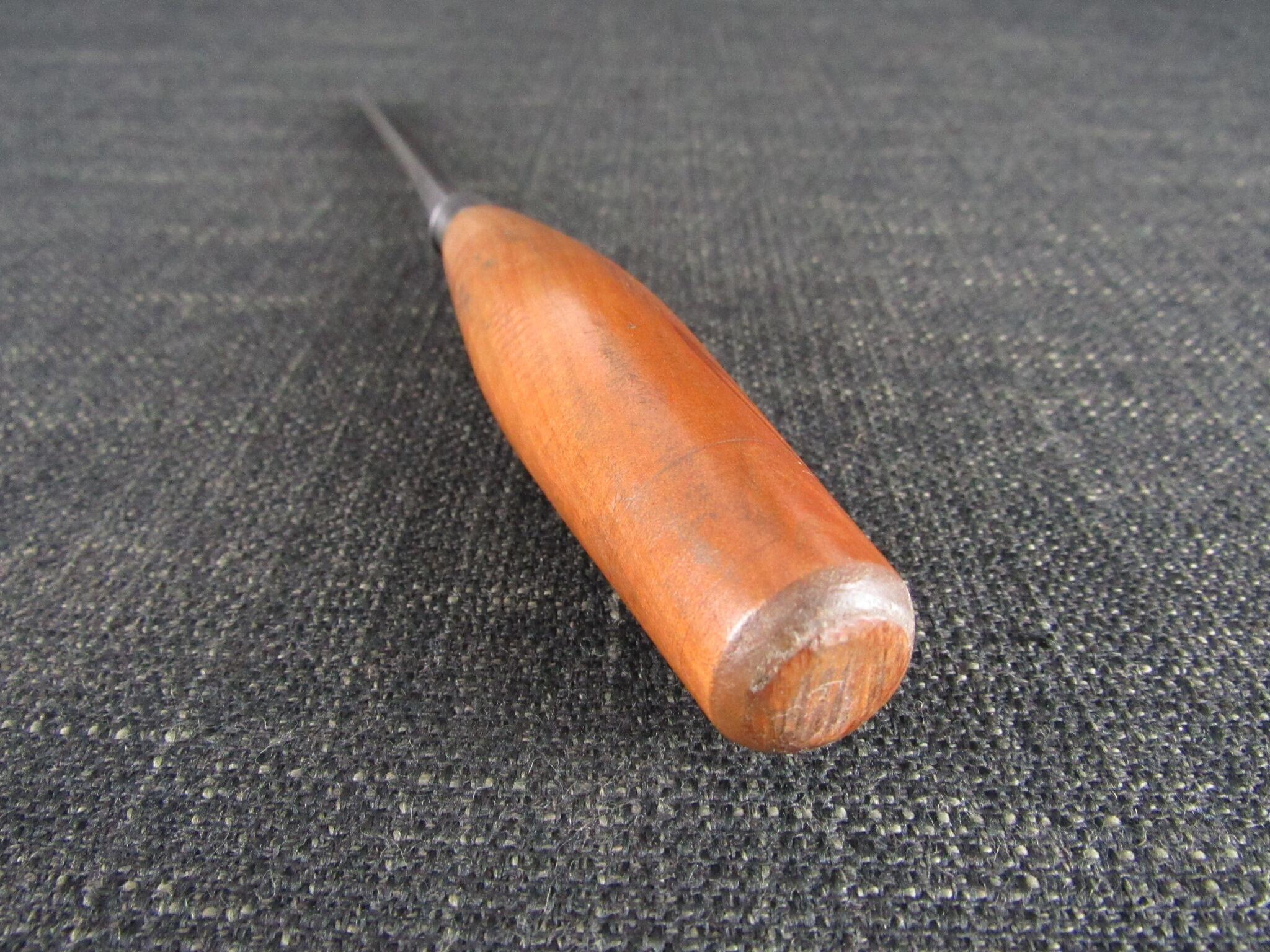 Herring Bros London | 7 Anciens Ciseaux A Bois Goujes HERRING BROS London 7 Anciens Ciseaux A Bois Goujes Herring Bros London
