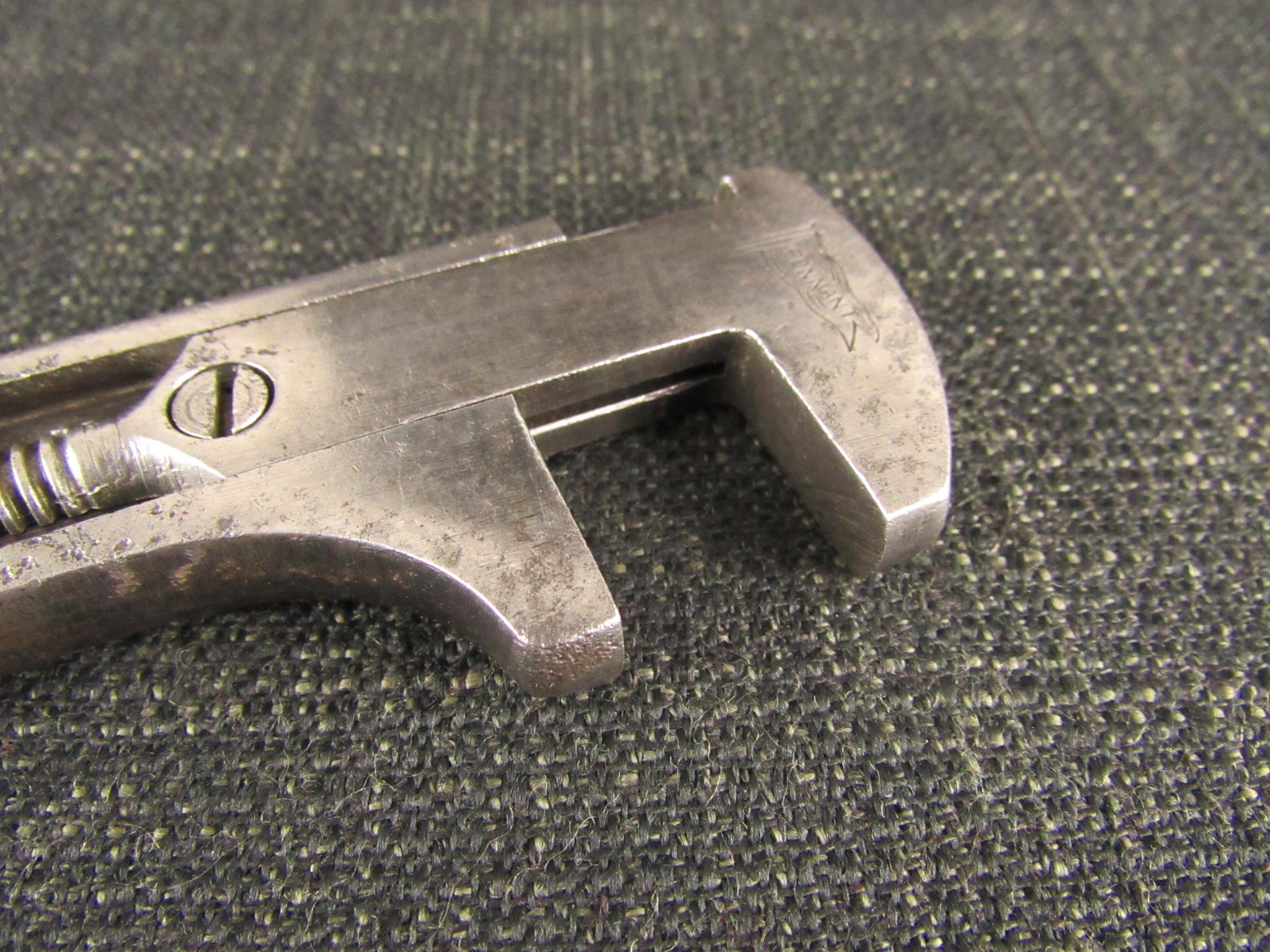 Small PENNANT Adjustable Spanner