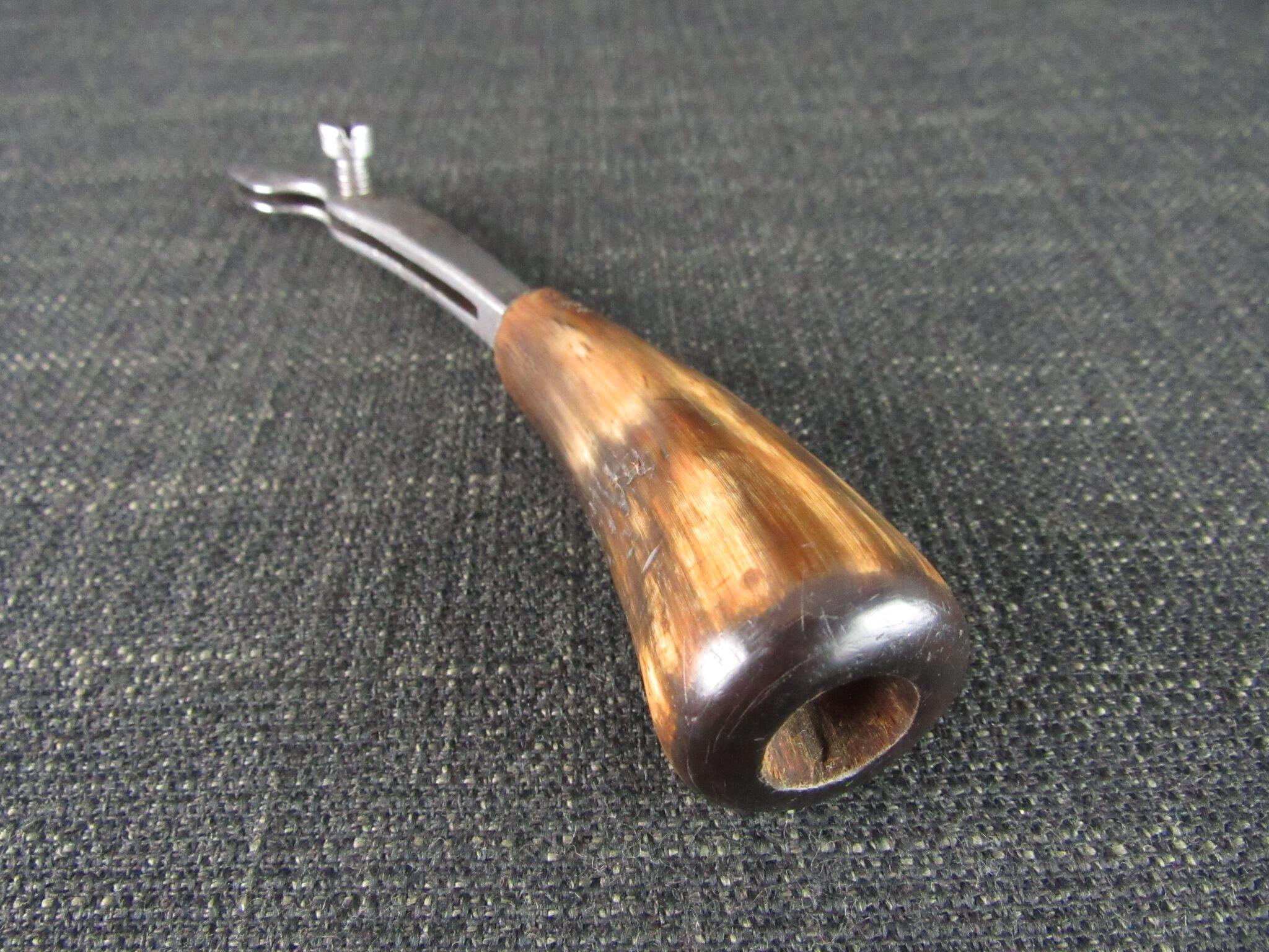 Vintage Saddlers Screw Crease with Horn Handle