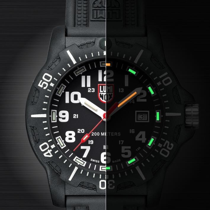 luminox black ops 8881