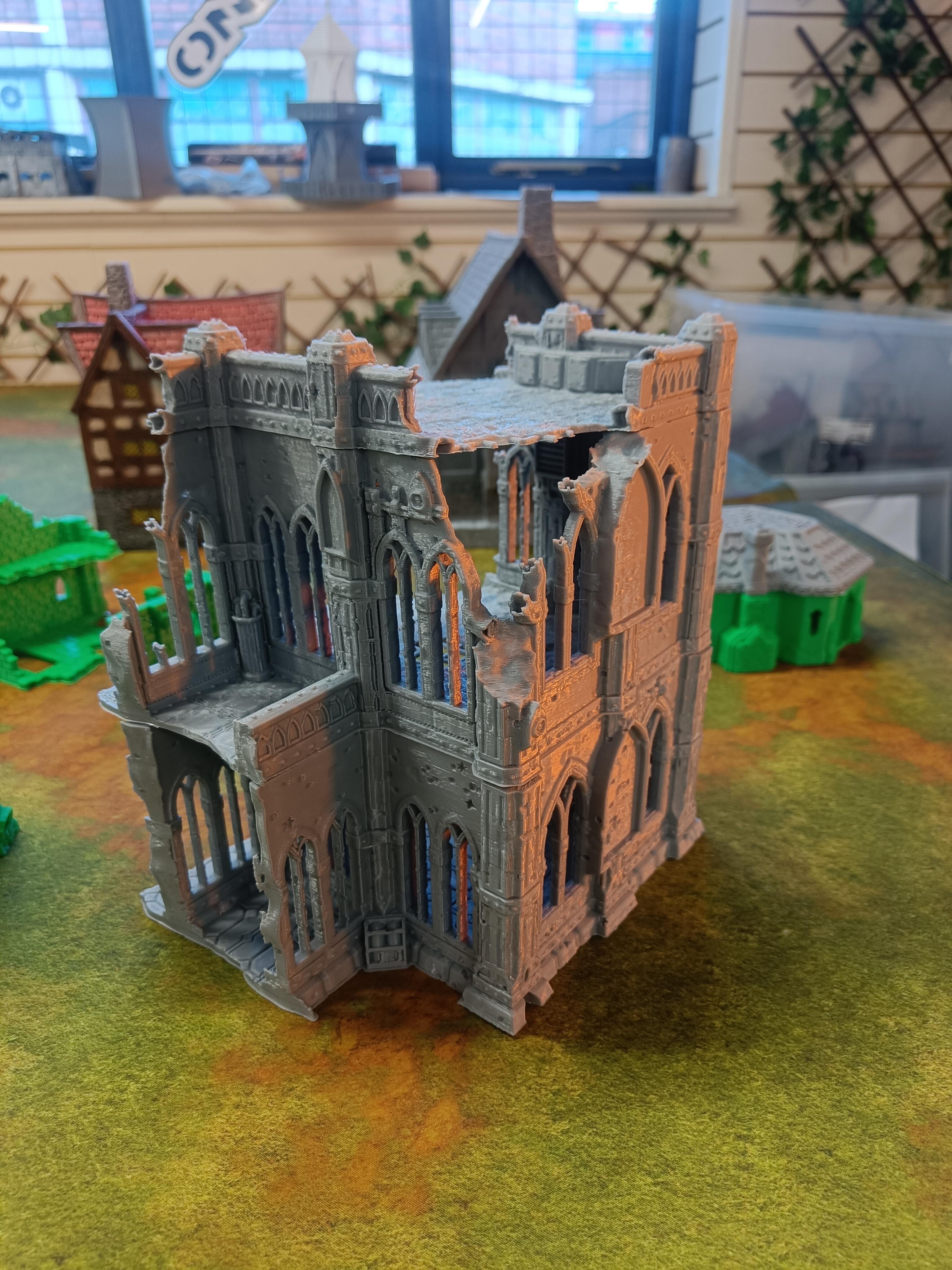 Domina Ferrum Sci-Fi Gothic Ruined Building 2