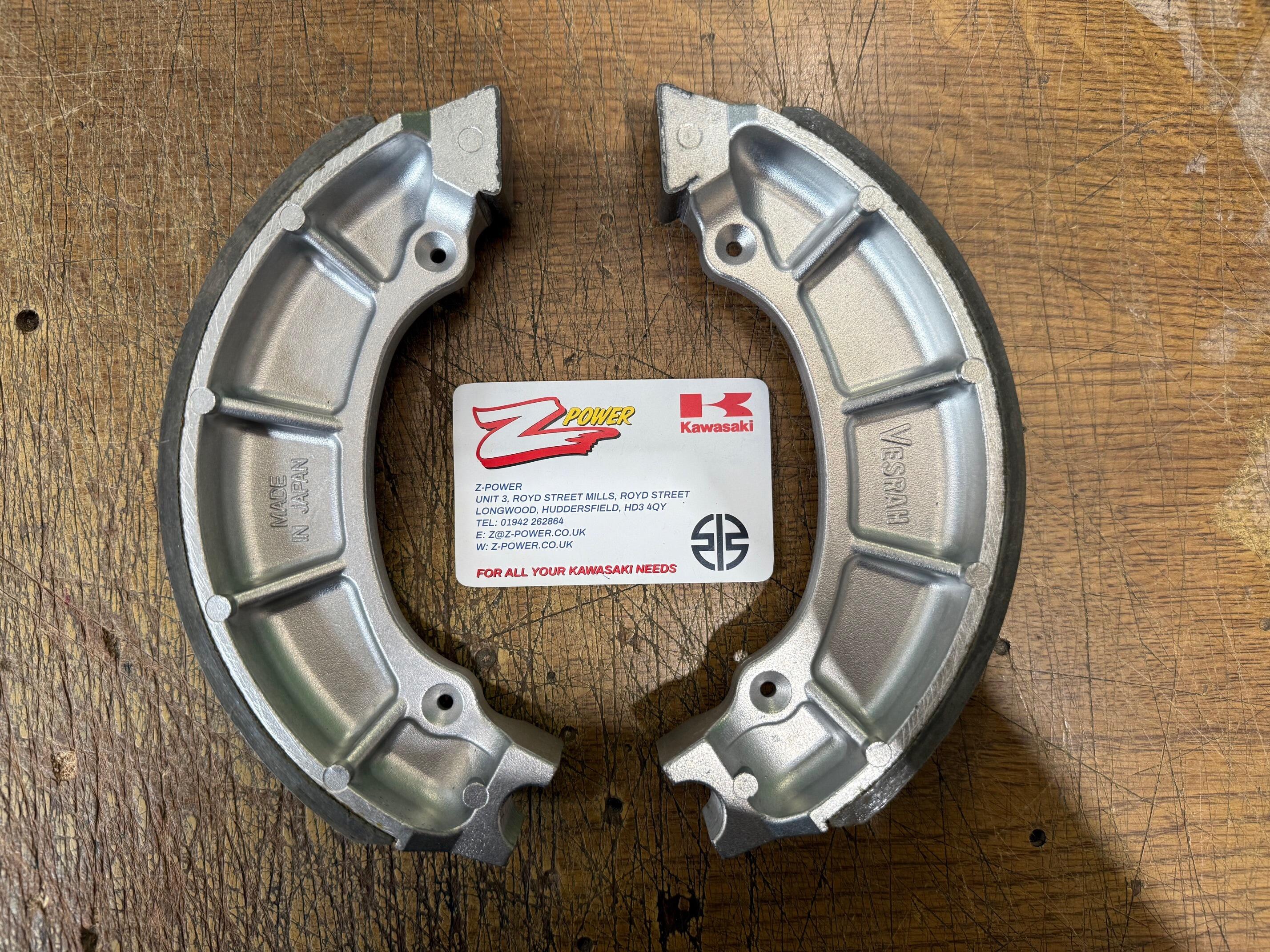 FRONT BRAKE SHOES: H1/W1 1969-1972