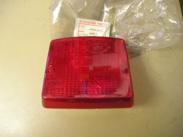 Tail light lens (1005) Z750/1000