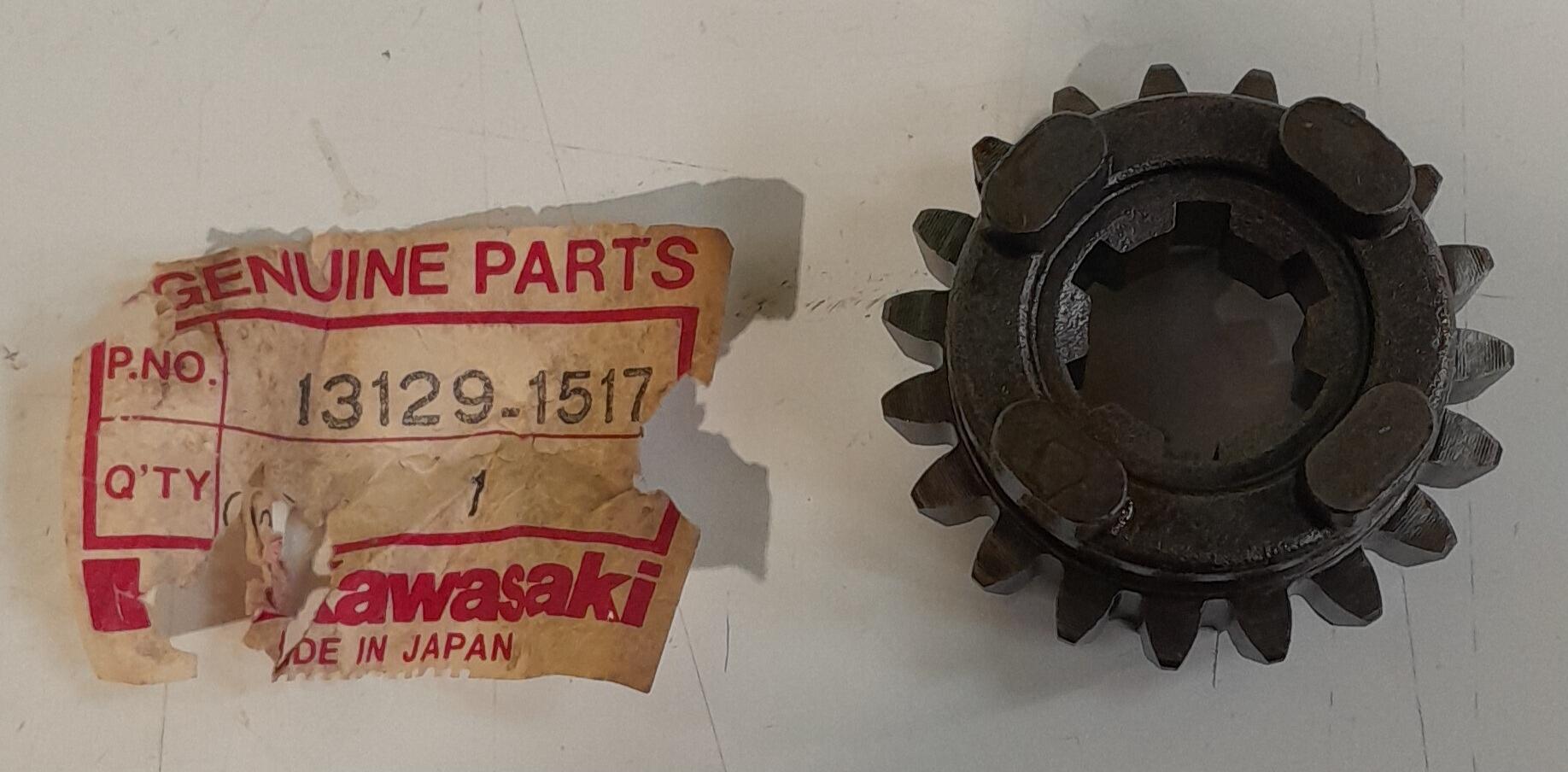 KAWASAKI GEAR AR125 13129-1517