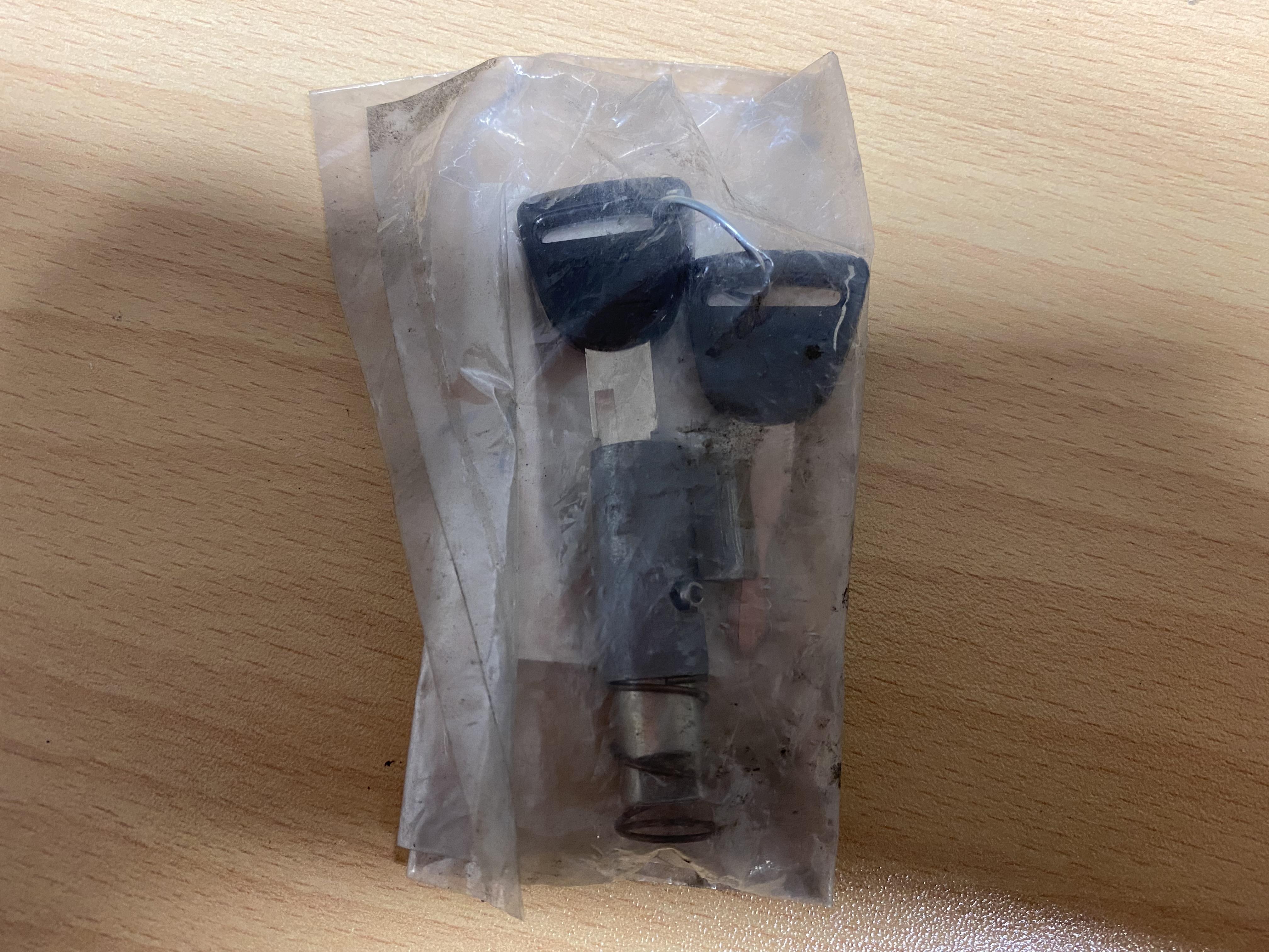 GENUINE STEERING LOCK ASSY WITH GEUINE KAWASAKI KEY PLEASE SEE