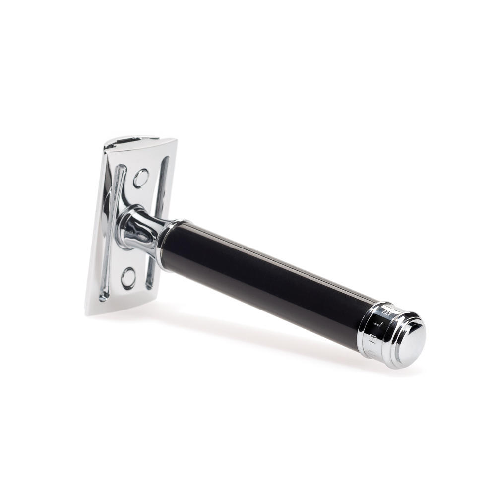 MUHLE TRADITIONAL Black and Closed Comb Chrome Safety Razor - R106