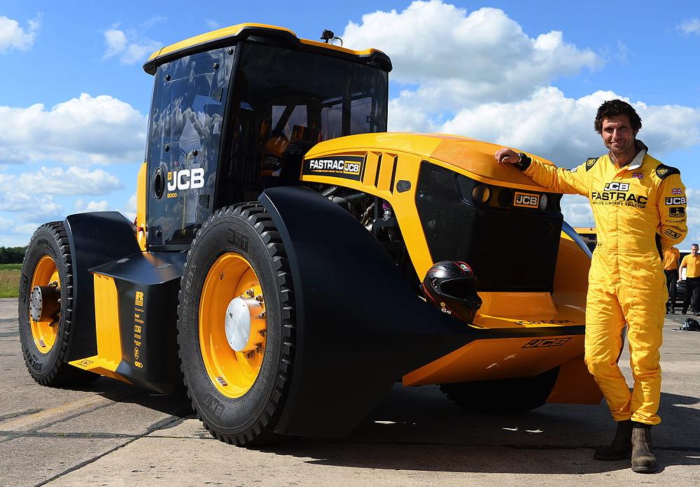 JCB and Guy Martin break British tractor speed record on BKT tyres