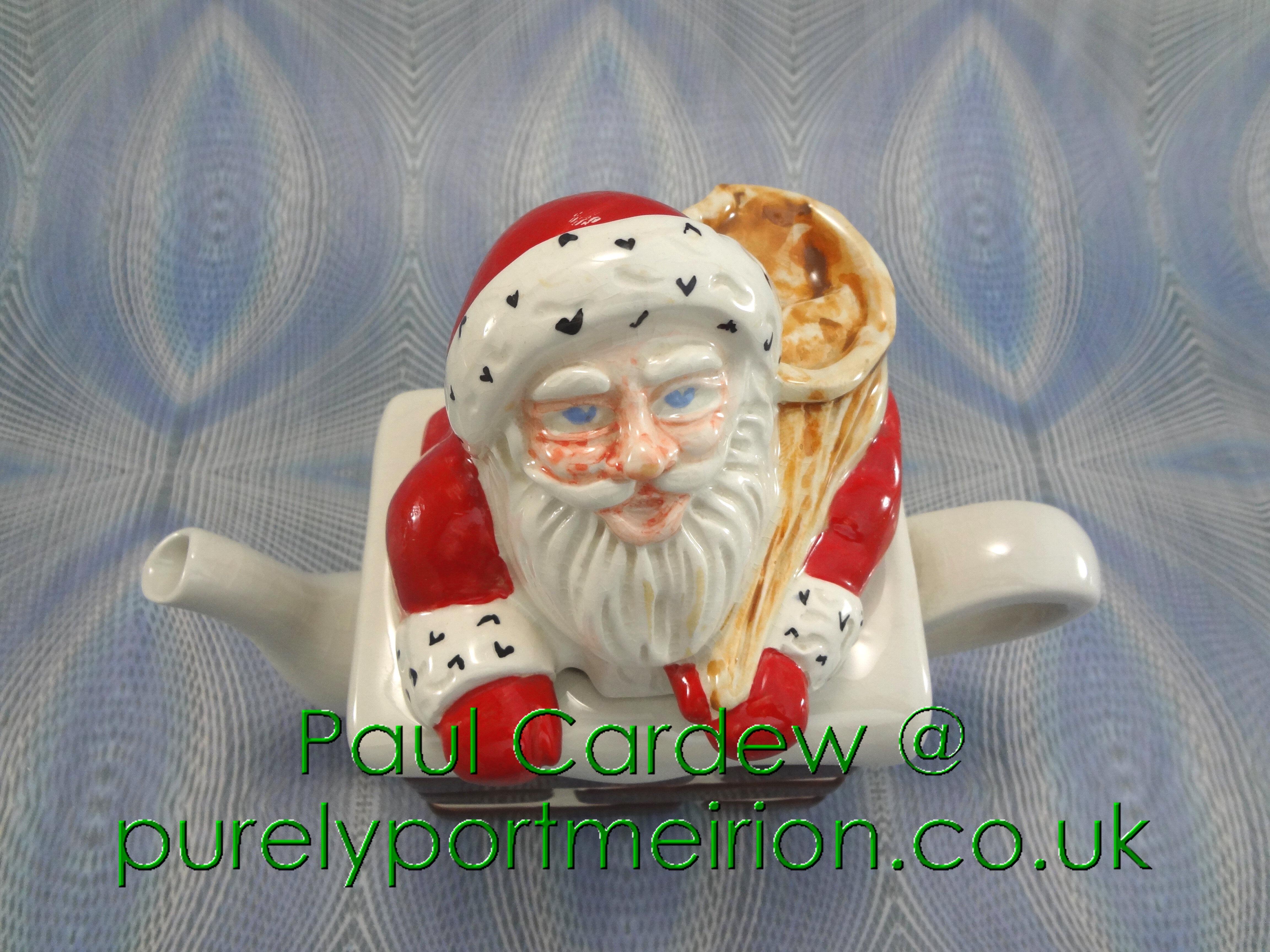Paul Cardew Design Santa On The Chimney Teapot, TP313