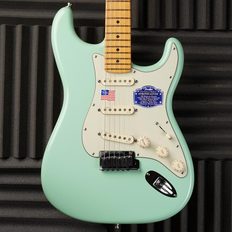 Fender American Deluxe Stratocaster V-Neck with Maple Fretboard