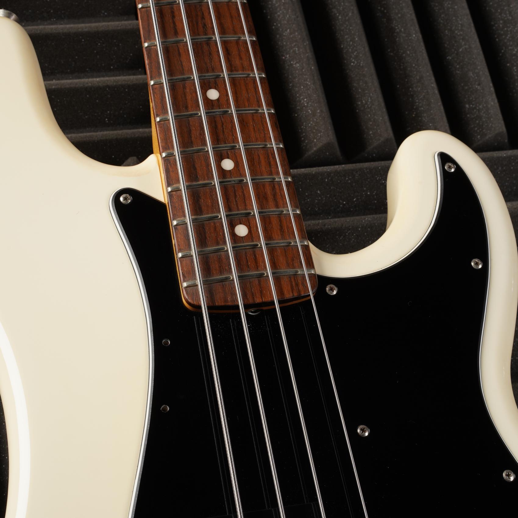 Fender PB-70 US Precision Bass Reissue MIJ