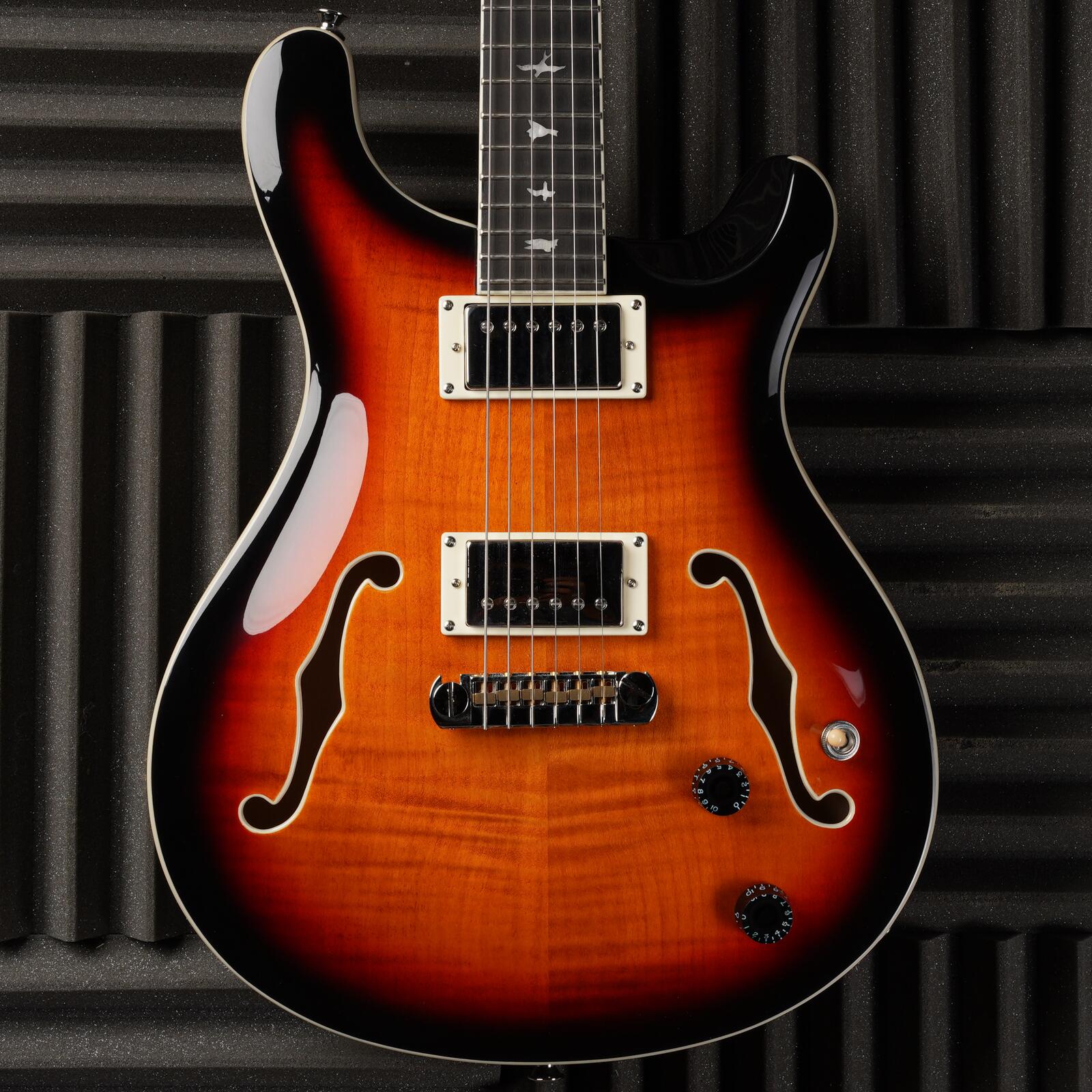 PRS SE Hollowbody II 2020 - Present - Tri-Color Sunburst