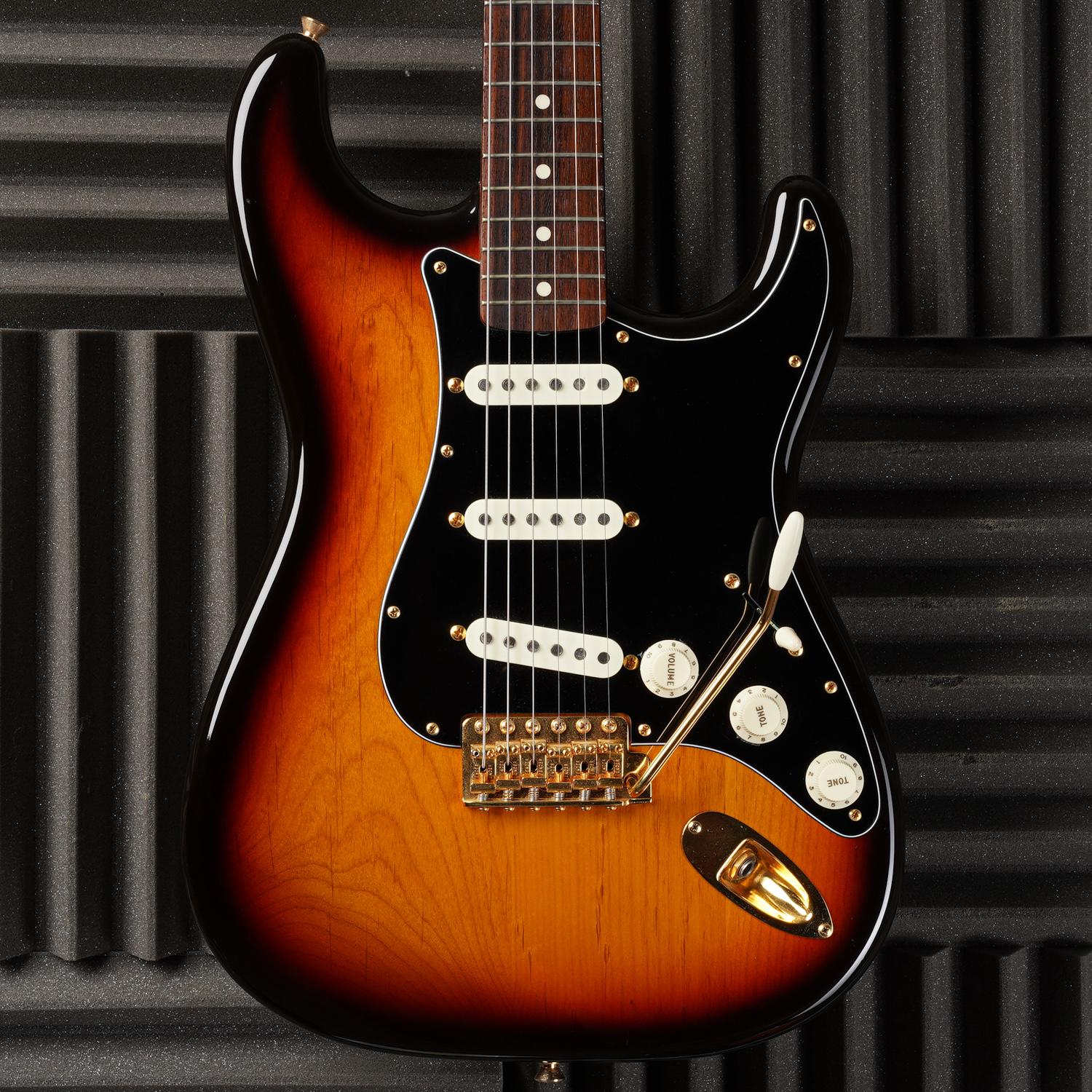 MIJ Traditional Stratocaster レフティ
