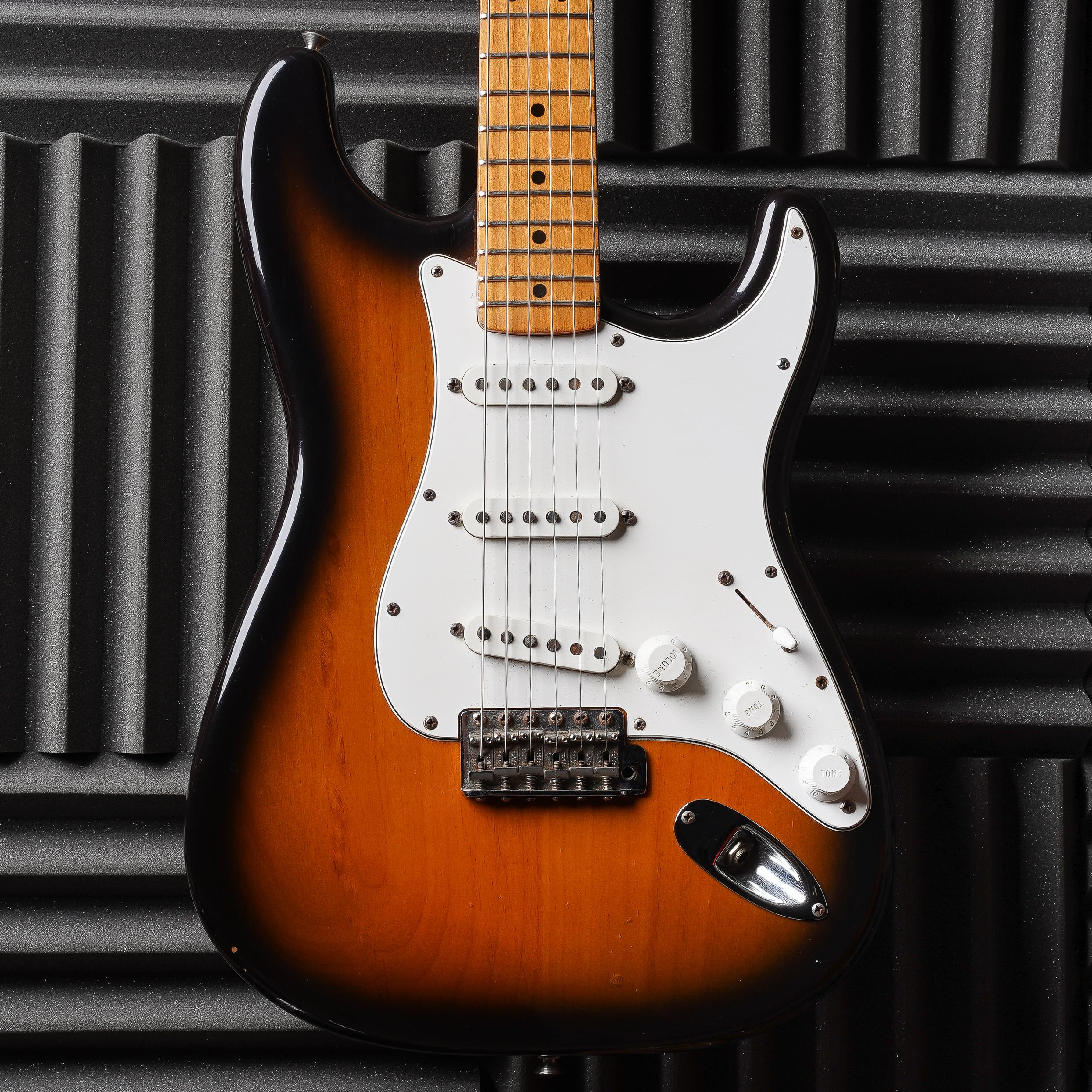 Fender American Vintage '57 Stratocaster 1996 2-Tone Sunburst 6100