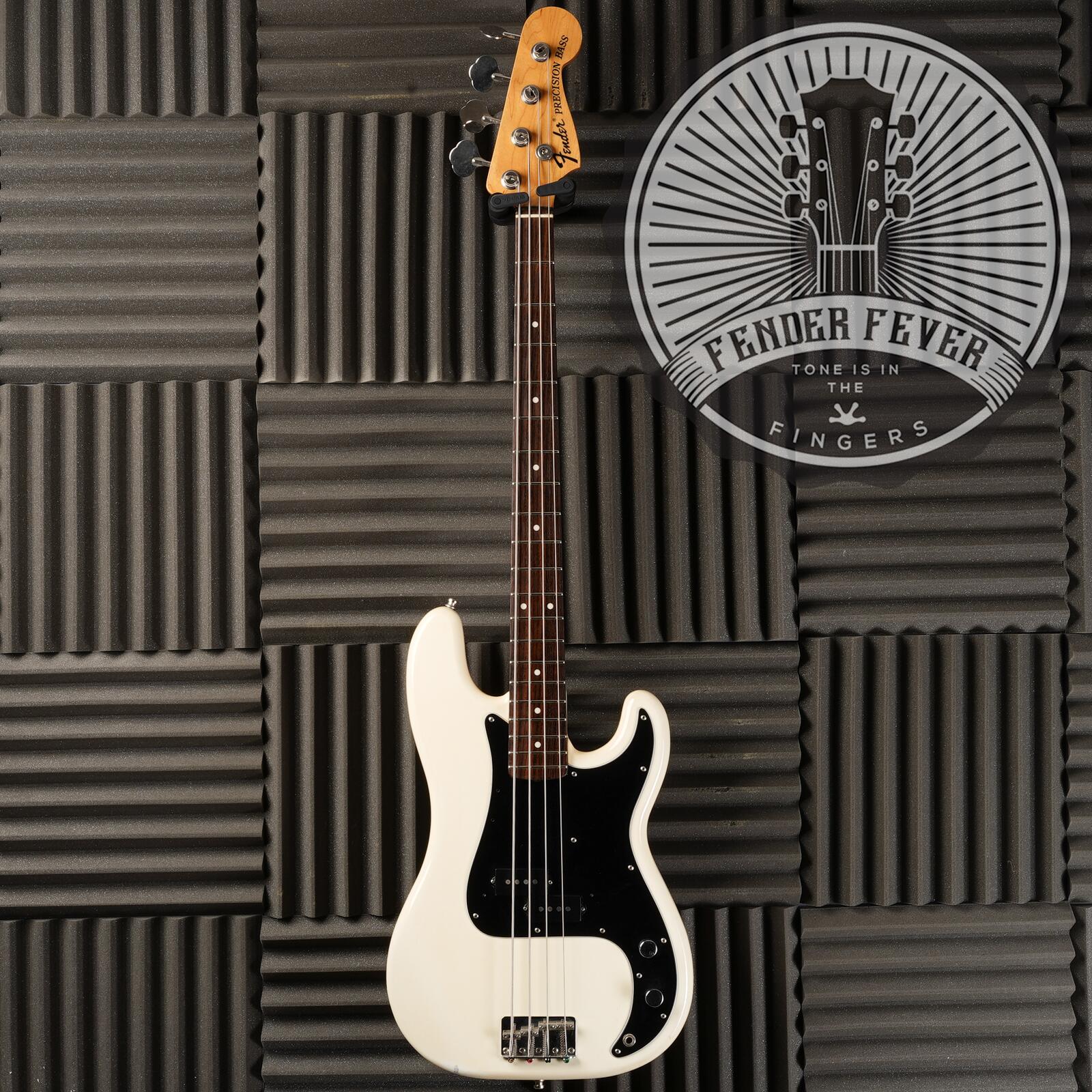 Fender PB-70 US Precision Bass Reissue MIJ - 2005 - Olympic White