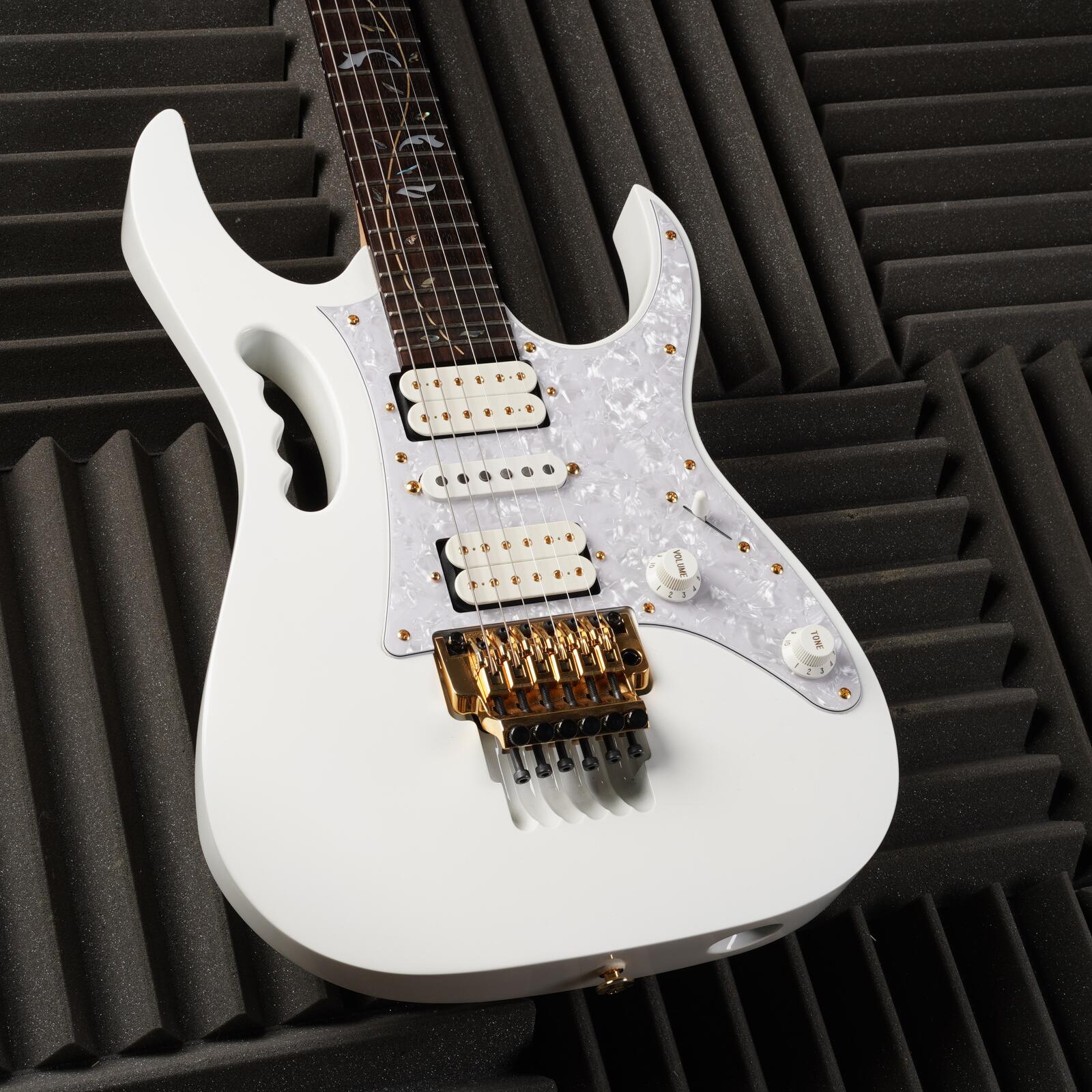 Ibanez STEVE VAI JEM 7V WH スティーブヴァイ - エレキギター