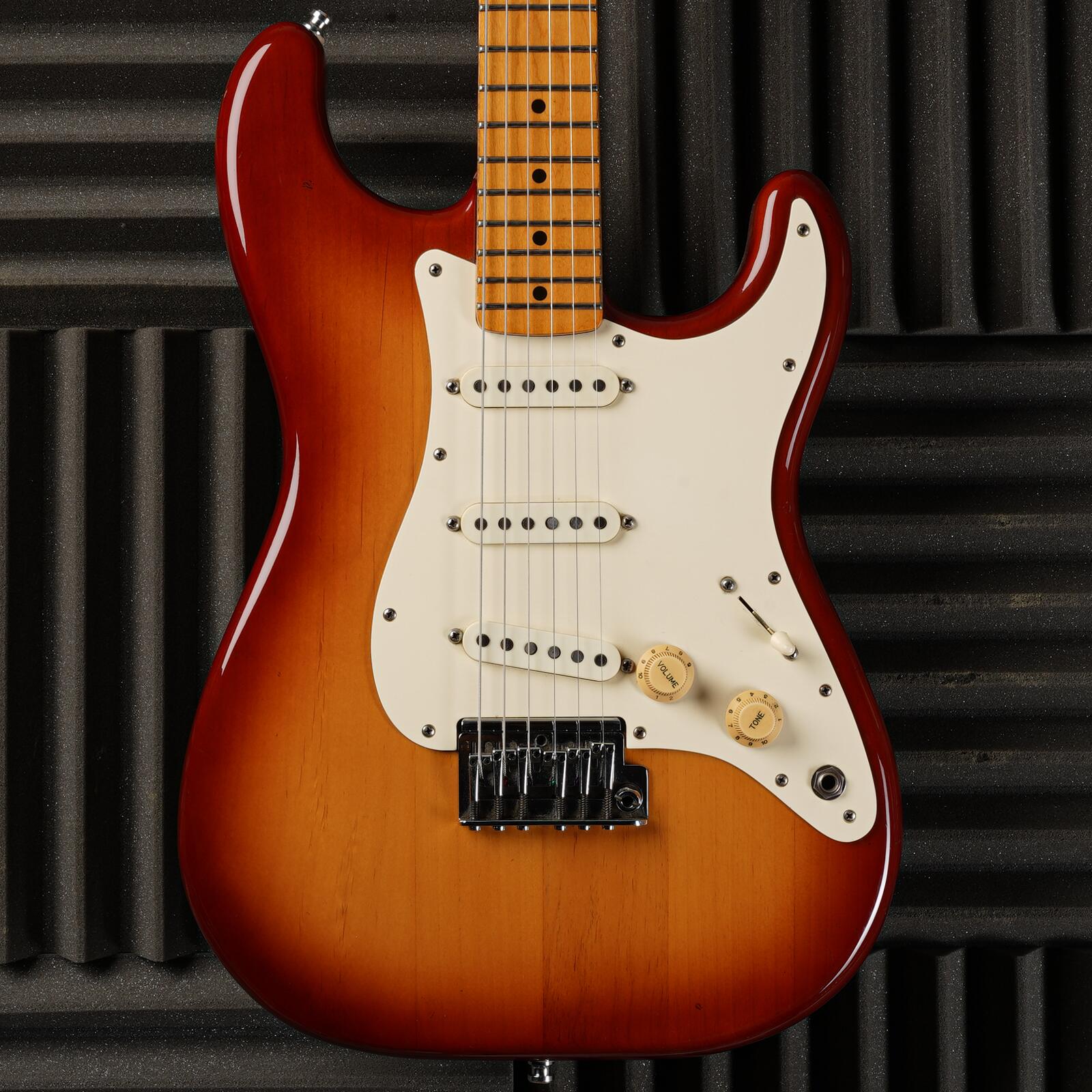 Fender standard stratocaster deals sunburst