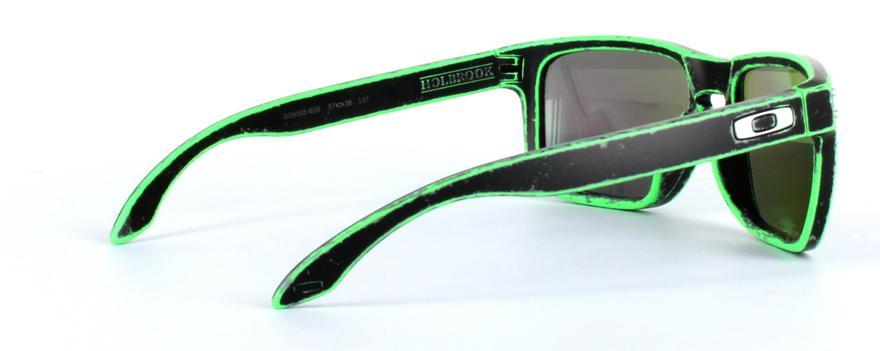 Oakley (9102) Black Full Rim Plastic Sunglasses - Image View 4