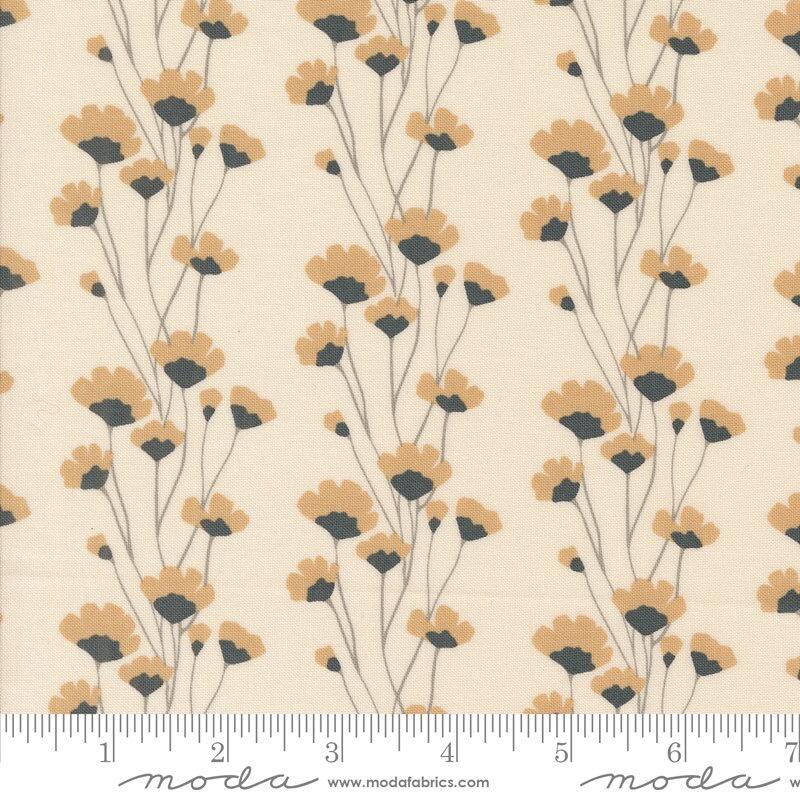 Moda Rainier - Flower Chains Eggshell Tan