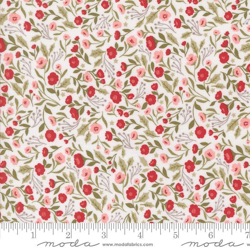 Moda Berry and Pine - Christmas Posies Snow