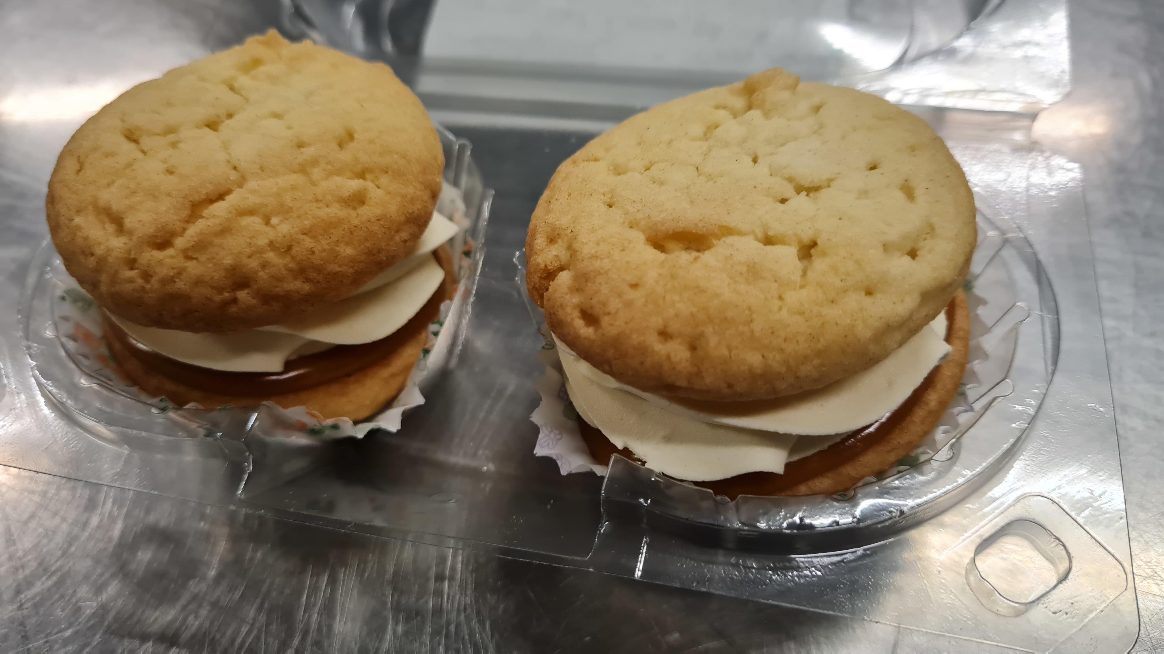 Salted caramel melting moments (2 pack)