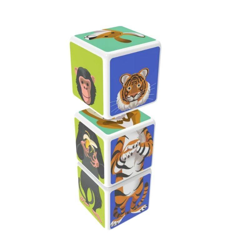 3 magnetic cubes one above the other with animal images