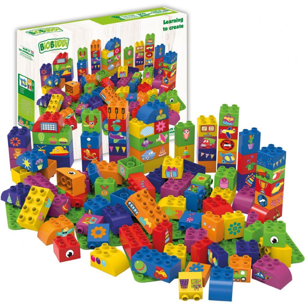 100 Eco-friendly building blocks in bright colours