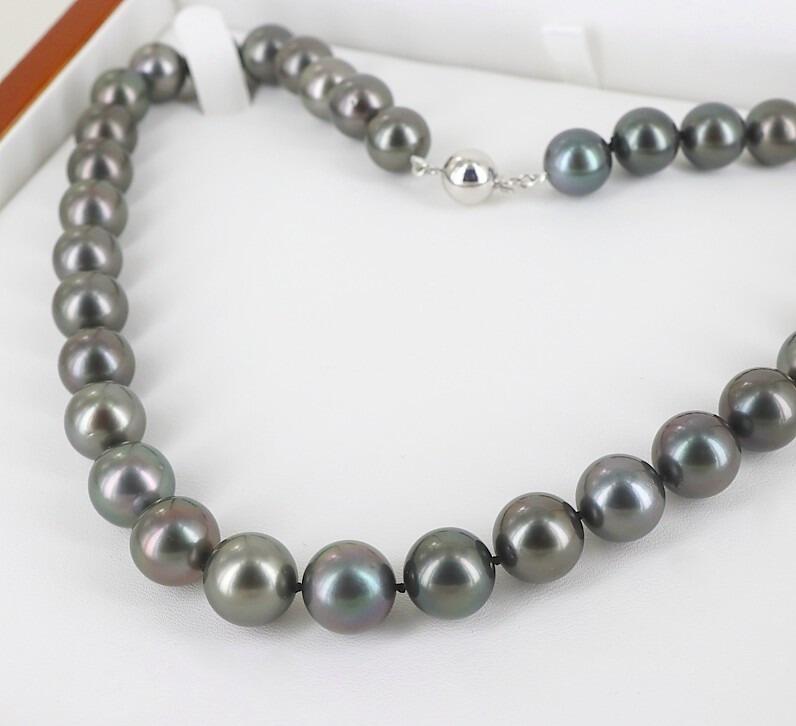 Graduated Tahitian 11-12.5mm Pearl Necklace 18K White Gold Clasp