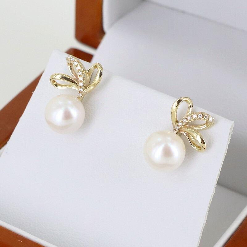 White 7-7.5mm Round AAA Freshwater Pearl And Diamond Earrings, 9K ...