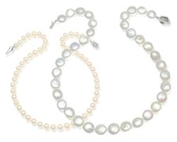 White Pearl Necklaces