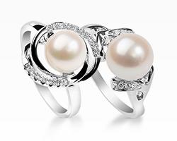 White Pearl Rings