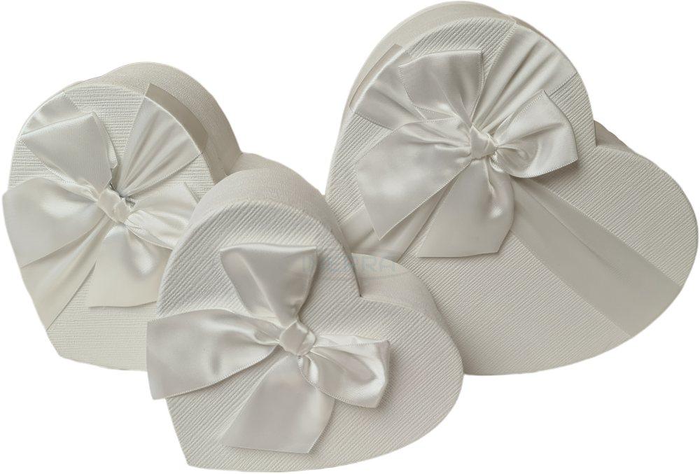 white heart florist flowers hat boxes