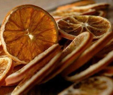 dried orange slices wreath