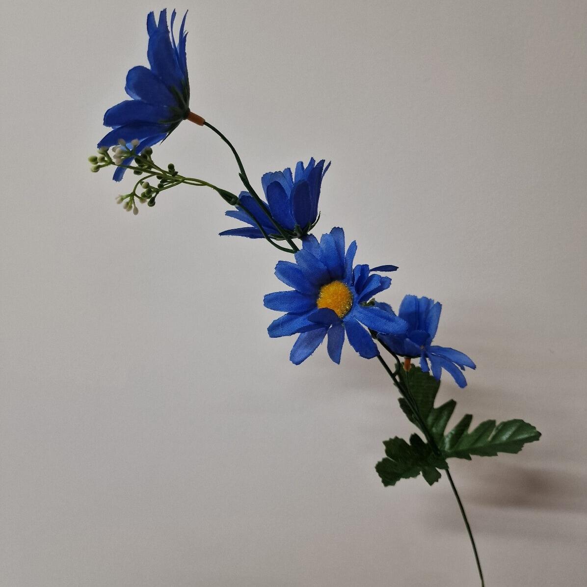 artificial blue daisies stem flowers
