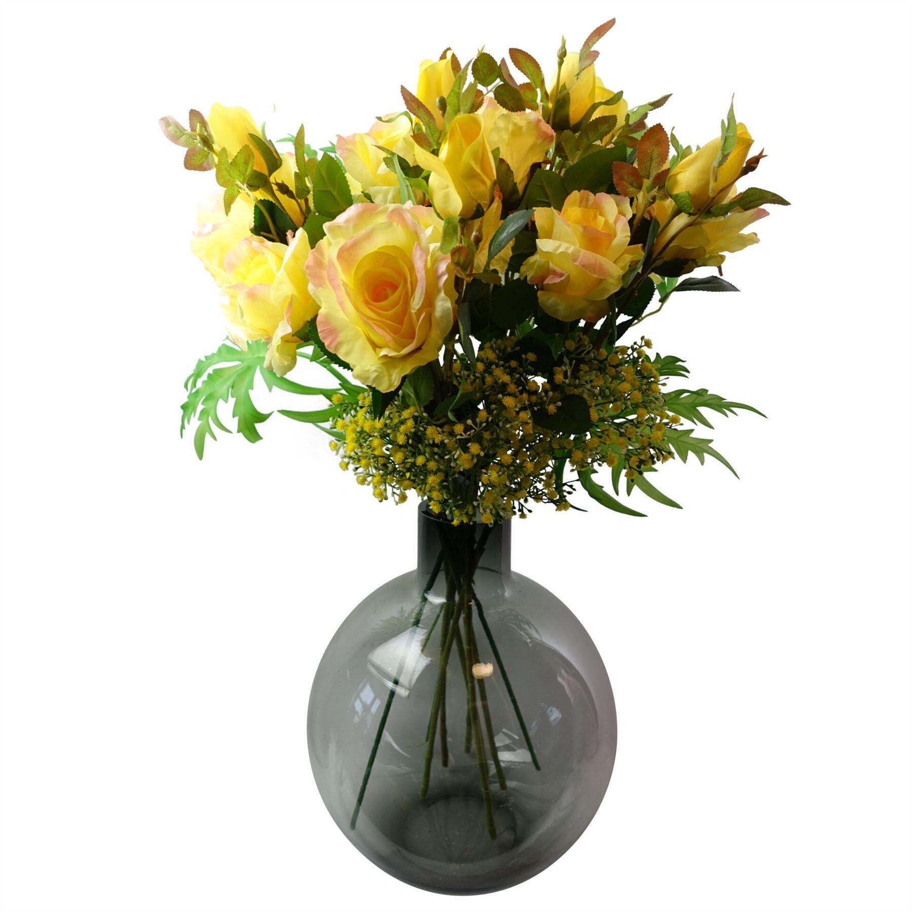 photo of pack of 6 x 55cm gypsophila yellow stem on display
