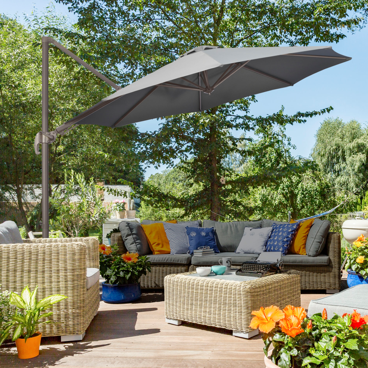 3m Cantilever Parasol 360 Rotation Roma Umbrella with Tilt Grey