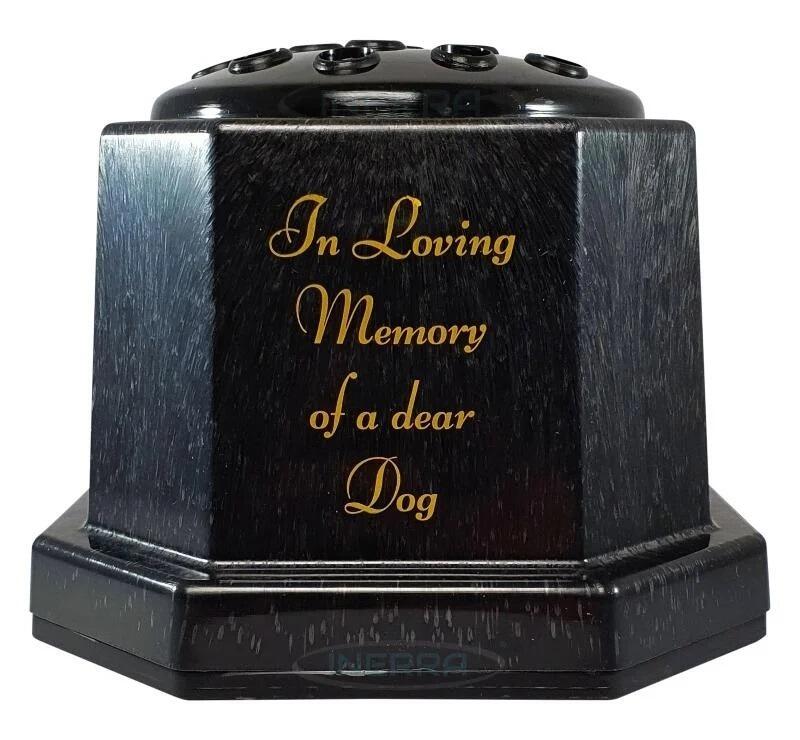 memorial base pot dog