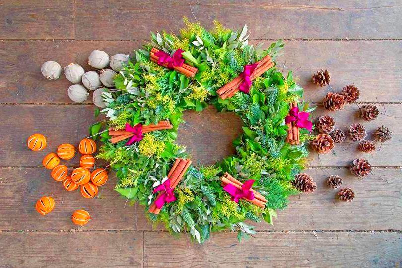 make your own christmas wreath door frame