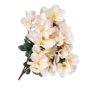 wedding flowers magnolia bouquet cream