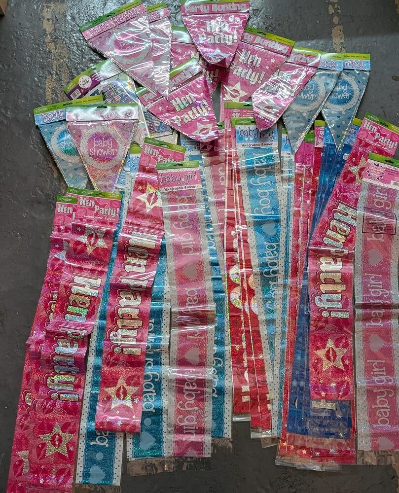 joblot of 32 Banners and 14 bunting