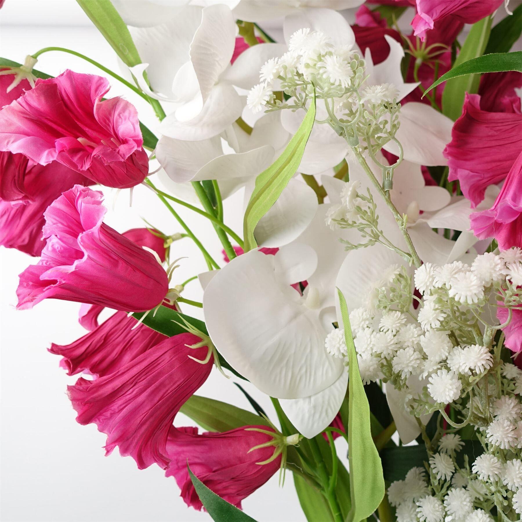 product image showing pack of 6 x 85cm gypsophila white stem in use