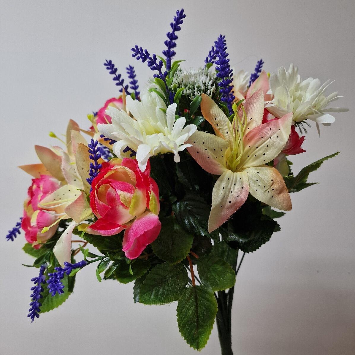 Artificial Ranunculus Flower Bouquet pink and ivory