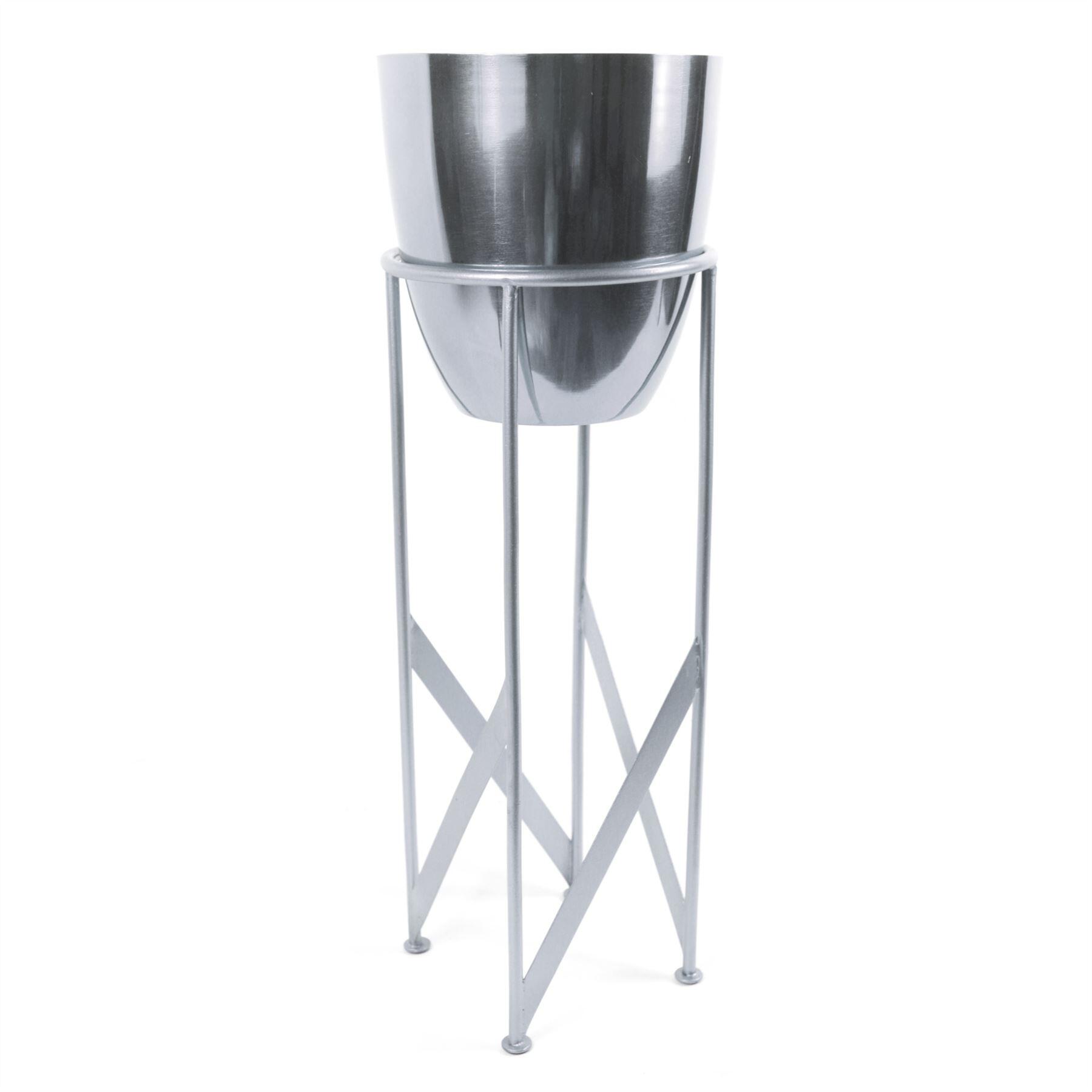 55cm silver planter with matching stand view 1