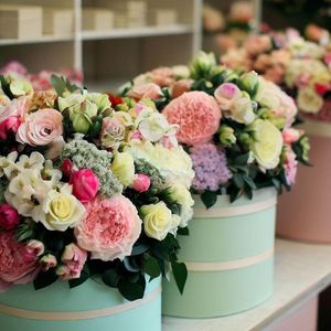 florist hat boxes for flowers wholesale uk