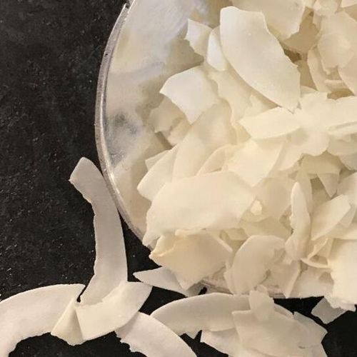 Coconut raw chipped