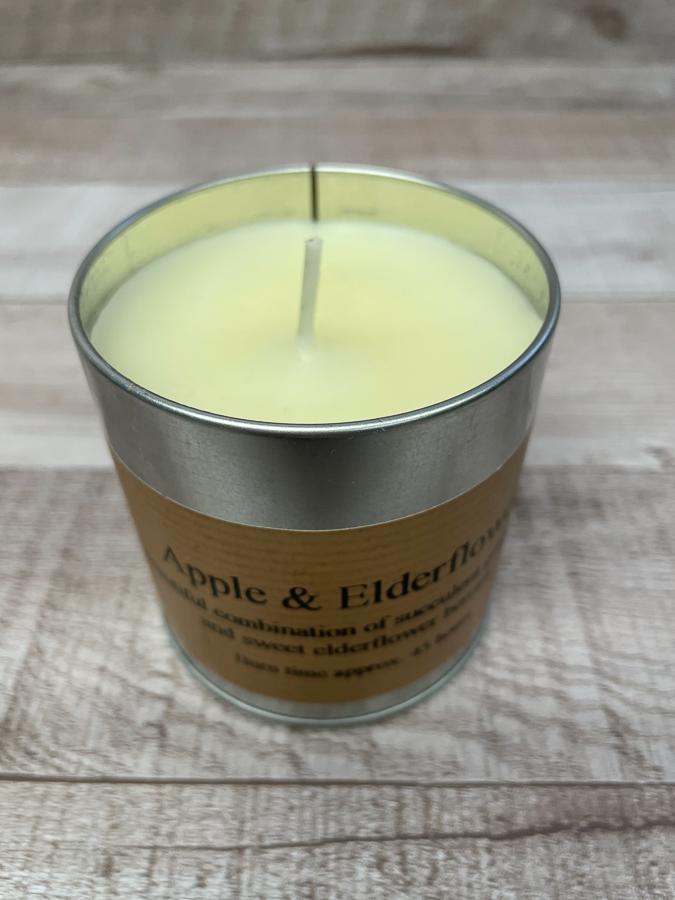ST EVAL APPLE AND ELDERFLOWER SCENTED CANDLE IN TIN25-02-2021 at 20.53.43 2.JPG