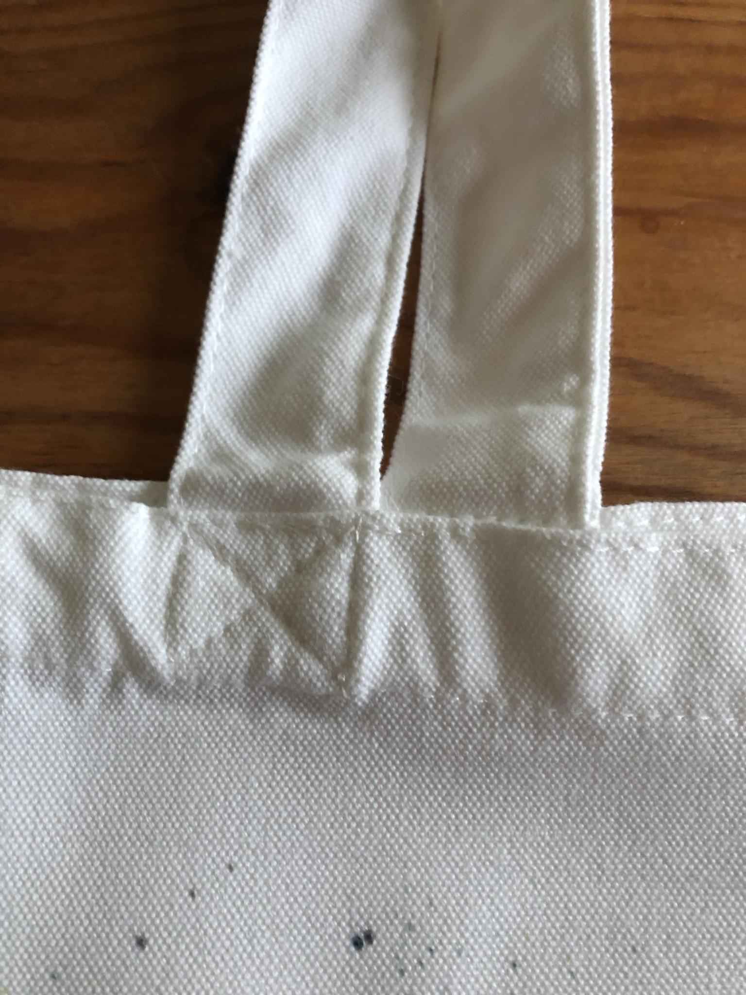 white bag detail